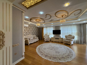 Satılır 6 otaqlı 310 m2 yeni tikili 28 Mall