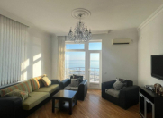 İcarəyə verilir 2 otaqlı 120 m2 köhnə tikili Şah İsmayıl Xətai m.