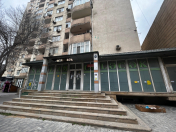 İcarəyə verilir 15 otaqlı 1250 m2 obyekt Azadlıq prospekti m.