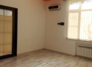 İcarəyə verilir 4 otaqlı 110 m2 ofis Nizami m.