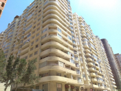 İcarəyə verilir 4 otaqlı 140 m2 yeni tikili 8 Noyabr m.