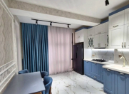 Satılır 3 otaqlı 118 m2 yeni tikili 28 May m.