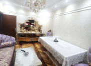 Satılır 3 otaqlı 88 m2 köhnə tikili Əhmədli m.