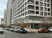 Satılır 1 otaqlı 70 m2 obyekt 28 Mall