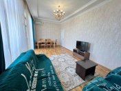 İcarəyə verilir 3 otaqlı 100 m2 yeni tikili Neftçilər m.