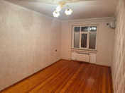 Satılır 3 otaqlı 70 m2 köhnə tikili Y.Günəşli