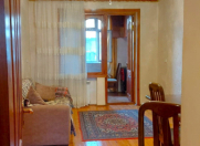 Satılır 2 otaqlı 60 m2 köhnə tikili Həzi Aslanov m.
