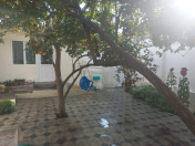 Satılır 3 otaqlı 72 m2 həyət evi Həzi Aslanov m.