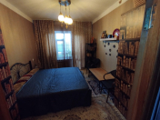 Satılır 5 otaqlı 120 m2 köhnə tikili Əhmədli