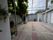 Satılır 3 otaqlı 70 m2 həyət evi Bakıxanov