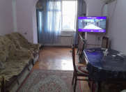 Satılır 3 otaqlı 75 m2 köhnə tikili 8 km