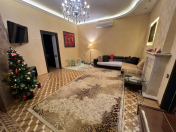 Satılır 3 otaqlı 100 m2 köhnə tikili Gənclik m.