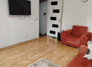 Satılır 2 otaqlı 45 m2 köhnə tikili Gənclik m.