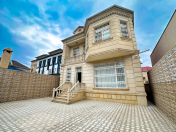 Satılır 5 otaqlı 200 m2 villa Badamdar