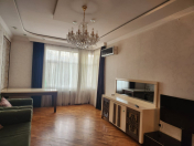 İcarəyə verilir 2 otaqlı 95 m2 köhnə tikili 8 km