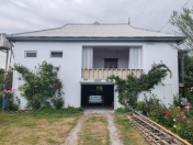 Satılır 5 otaqlı 160 m2 həyət evi Göyçay