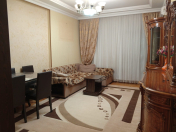 İcarəyə verilir 2 otaqlı 62 m2 köhnə tikili Dərnəgül m.