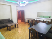 İcarəyə verilir 4 otaqlı 220 m2 yeni tikili 28 May m.