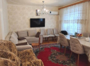 Satılır 4 otaqlı 110 m2 köhnə tikili Həzi Aslanov m.