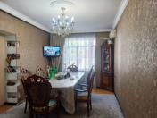 Satılır 3 otaqlı 60 m2 köhnə tikili 8 mkr