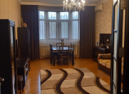 Satılır 2 otaqlı 106 m2 yeni tikili Gənclik m.