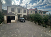 Satılır 5 otaqlı 250 m2 həyət evi Qara Qarayev m.