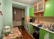 Satılır 3 otaqlı 75 m2 köhnə tikili 8 km