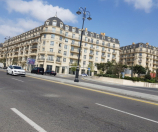 İcarəyə verilir 3 otaqlı 145 m2 yeni tikili Ağ şəhər