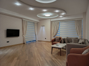İcarəyə verilir 4 otaqlı 280 m2 yeni tikili İçəri Şəhər m.