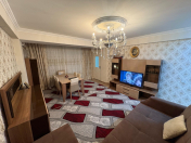 Satılır 2 otaqlı 50 m2 köhnə tikili Gənclik m.