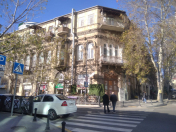 Satılır 1 otaqlı 27 m2 köhnə tikili Heydər Əliyev sarayı