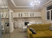 İcarəyə verilir 2 otaqlı 100 m2 yeni tikili İnşaatçılar m.