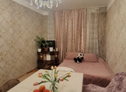 Satılır 2 otaqlı 70 m2 köhnə tikili Bakıxanov