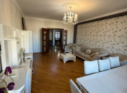 Satılır 4 otaqlı 175 m2 yeni tikili Nəsimi r.