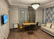 İcarəyə verilir 2 otaqlı 70 m2 yeni tikili 28 May m.