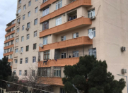 Satılır 2 otaqlı 65 m2 köhnə tikili Y.Günəşli