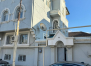 Satılır 8 otaqlı 500 m2 villa 6 mkr