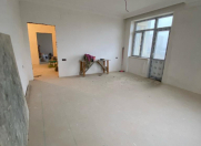 Satılır 4 otaqlı 130 m2 yeni tikili Bakı