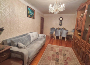 Satılır 2 otaqlı 55 m2 köhnə tikili Xalqlar Dostluğu m.