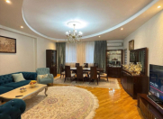 Satılır 4 otaqlı 179 m2 yeni tikili Nəriman Nərimanov m.