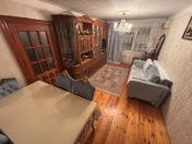 Satılır 2 otaqlı 60 m2 köhnə tikili Xalqlar Dostluğu m.