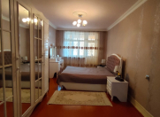 Satılır 4 otaqlı 86 m2 köhnə tikili Gəncə