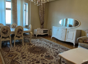 Satılır 3 otaqlı 150 m2 yeni tikili Gənclik m.