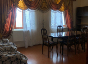 İcarəyə verilir 4 otaqlı 110 m2 həyət evi Saray