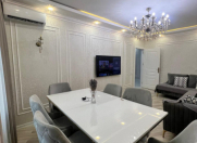 Satılır 3 otaqlı 82 m2 köhnə tikili Həzi Aslanov m.