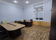 İcarəyə verilir 3 otaqlı 86 m2 ofis İçəri Şəhər m.