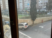 Satılır 3 otaqlı 82 m2 köhnə tikili İnşaatçılar m.