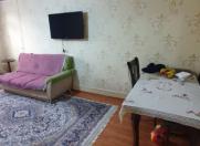 Satılır 2 otaqlı 65 m2 köhnə tikili Memar Əcəmi m.