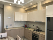 İcarəyə verilir 2 otaqlı 100 m2 yeni tikili Badamdar