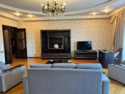 İcarəyə verilir 3 otaqlı 200 m2 yeni tikili 28 May m.